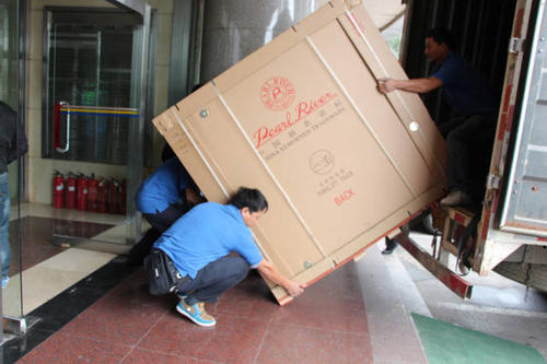 东坑镇钢琴贵重工艺品无忧运
